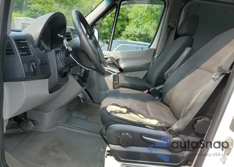 2015 Mercedes-Benz Sprinter 2500 z USA, uszkodzony, nr VIN WD3PE7CC4F5971474